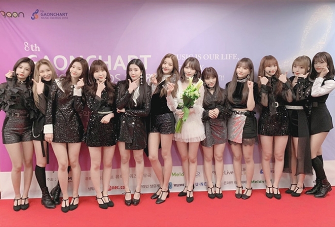 아이즈원(IZ*ONE), '가온차트 뮤직어워즈' 신인상 수상.... 초고속 '신인상 5관왕'