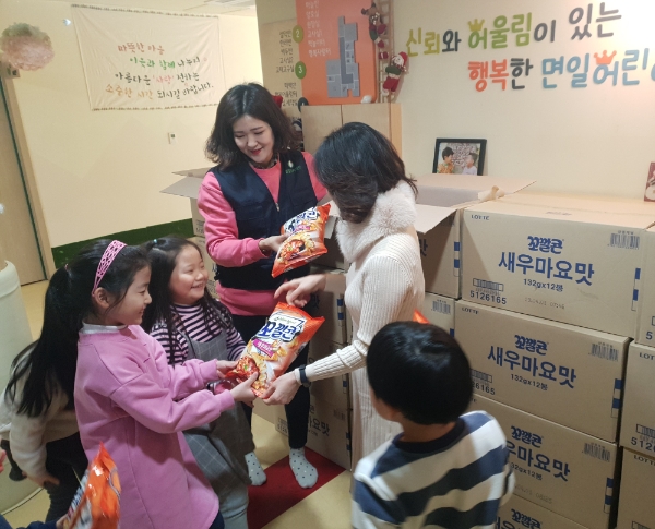롯데제과, 설 앞두고 소외이웃에게 온정 나눠
