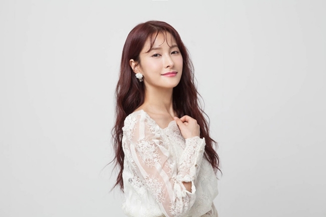 박규리, 아름다운가게 '아름다운나눔보따리' 행사 참여… '꾸준한 선행 행보'