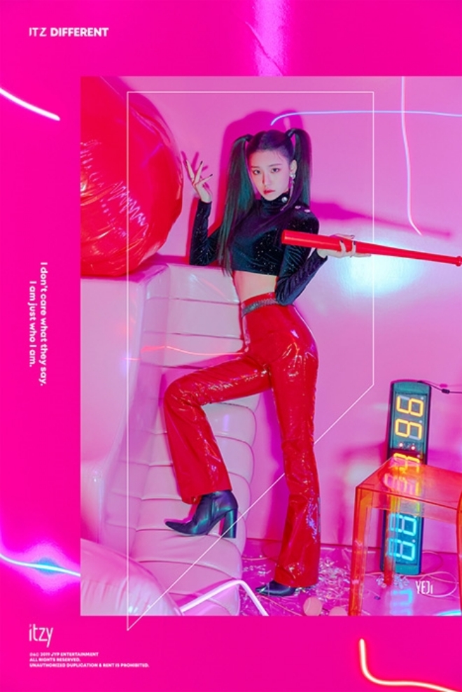 ITZY 예지, 시크·도도 비주얼 티저 이미지 공개