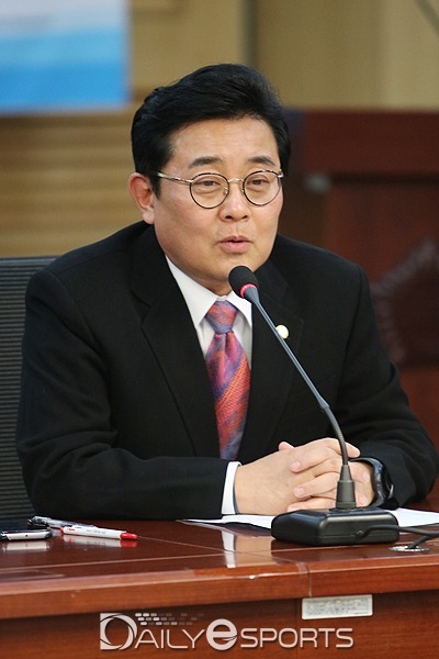 검찰, 전병헌 前 e스포츠협회장에 징역 8년6개월 구형