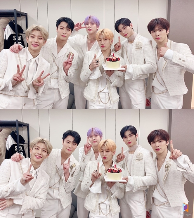아스트로, 데뷔 후 음악 방송 첫 1위... "더 좋은 모습 보여드리겠다"