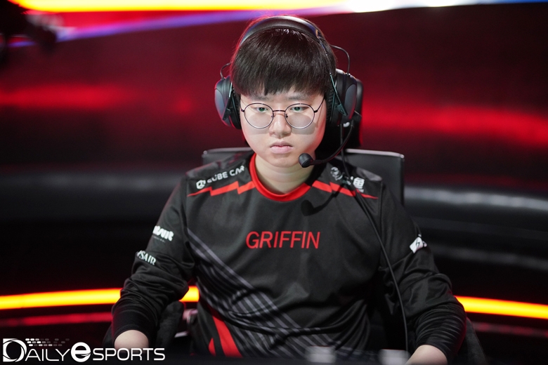 그리핀의 톱라이너 '소드' 최성원.