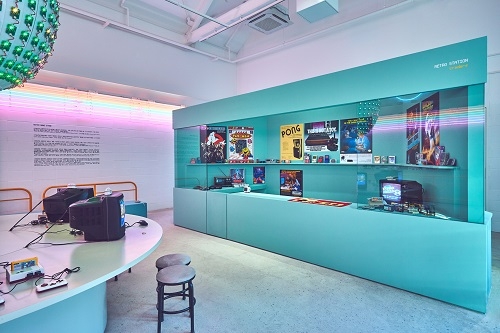 시몬스 침대(테라스), 설 당일 제외한 정상운영...‘레트로 스테이션’ 전시 주목