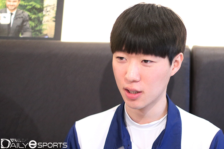 스페셜포스2 프로게이머 때의 이야기를 풀어가는 '인디고' 설도훈.