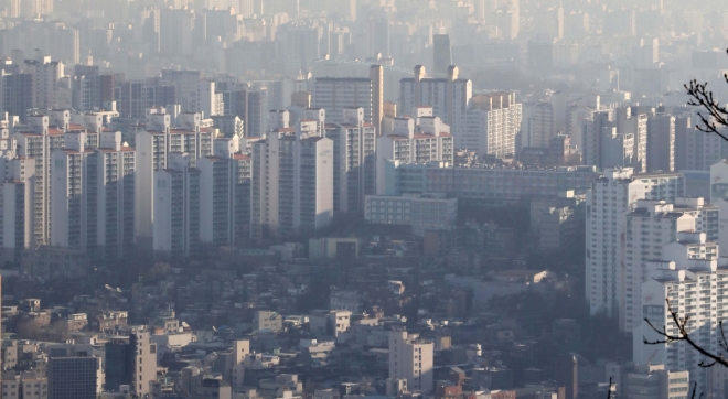 4일 금감원에 따르면 지난해 제2금융권 가계대출 증가율은 2.9%로 3%를 넘지 않는 것으로 나타났다. 사진=뉴시스