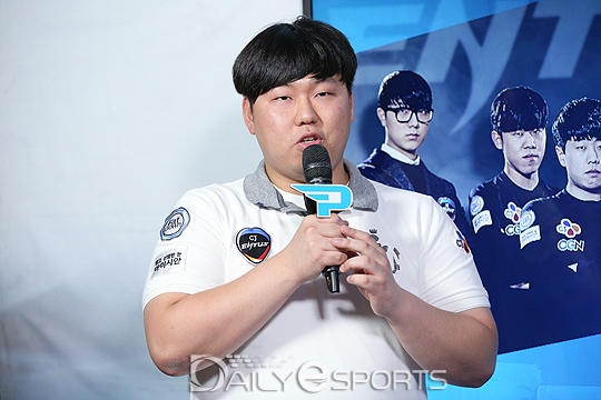 CJ 엔투스 소속으로 프로리그에 출전했던 장민철.