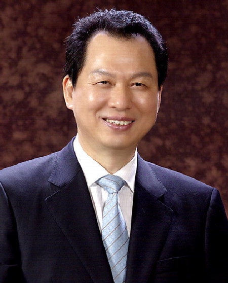 (사진=서남수 전 교육부 장관이 이종환 회장에 이어 관정 이종환 교육재단을 이끌고 있다.)