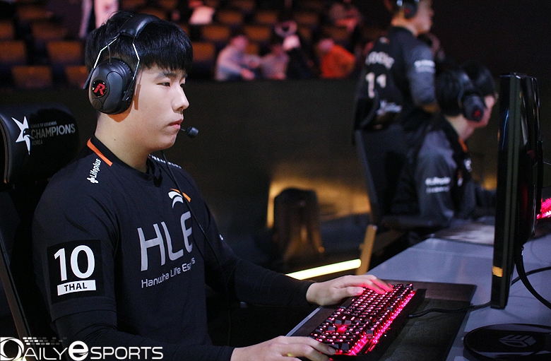 1세트 블라디미르로 맹활약한 한화생명e스포츠의 톱 라이너'트할' 박권혁.