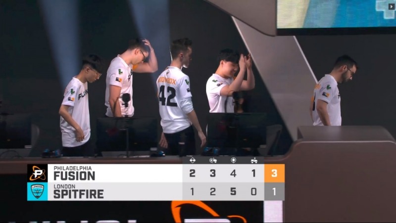 개막전 승리를 거둔 필라델피아 퓨전(사진=중계방송 캡처).