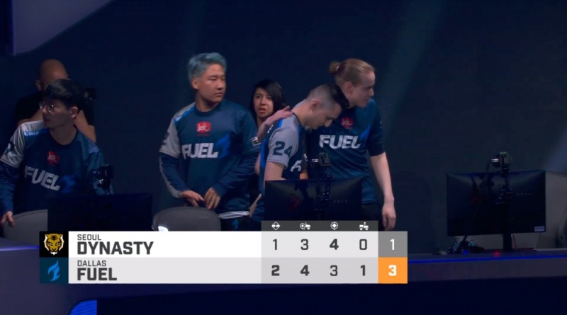 서울 다이너스티에 승리를 거둔 댈러스 퓨얼(사진=중계방송 캡처).