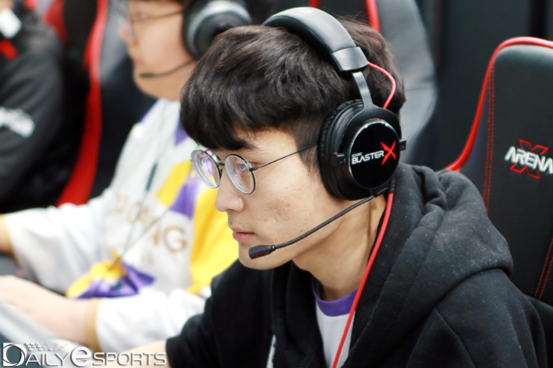 '디지98' 황대권.