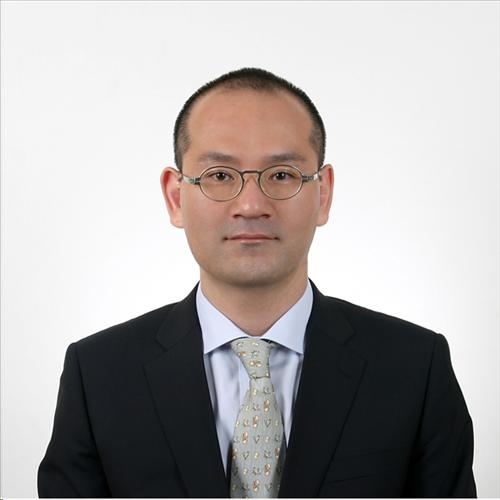 (사진=이해욱 대림문화재단 이사장은 2019년 1월 대림 회장으로 올라섰다.)