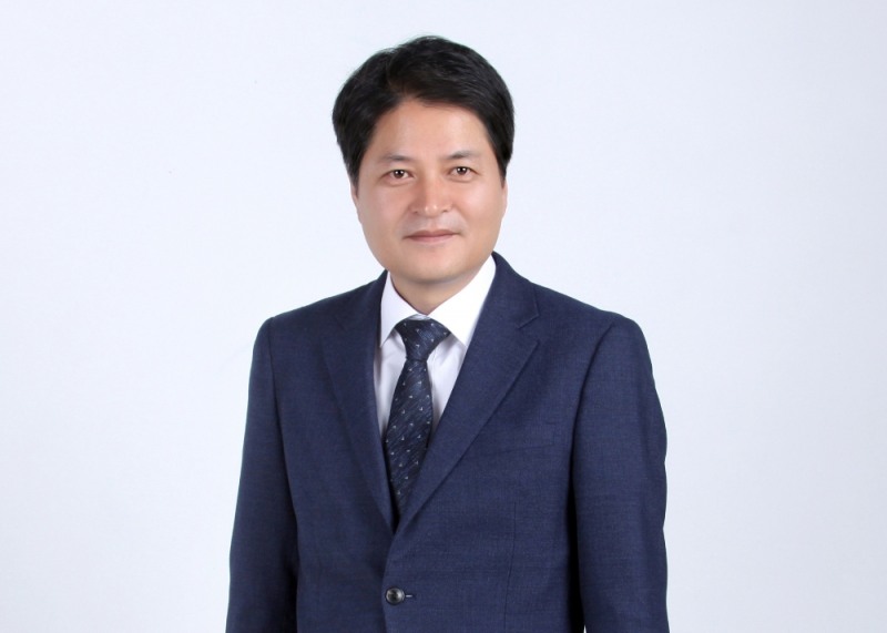 충북청주대영자동차운전학원 대영중장비학원 충북고용노동부 청주지청장 표창장 수상