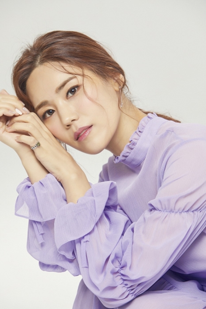 씨야 출신 김연지, 13년 만에 첫 단독 팬 쇼케이스 개최