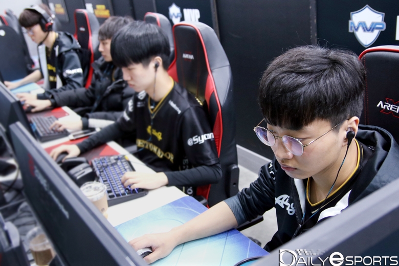 1라운드에서 1위를 차지한 디토네이터.