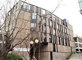 (사진=두산인문관 전경)