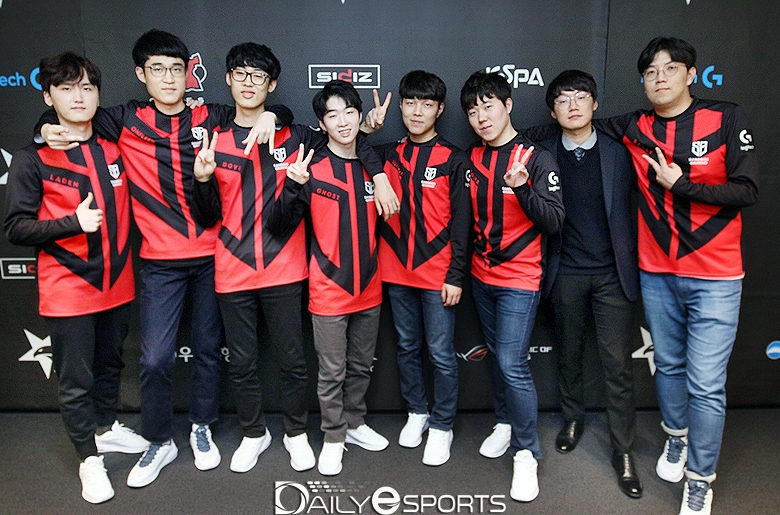 샌드박스 게이밍.