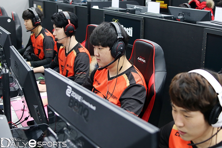 4주 1일차 경기에서 종합 1위를 차지한 라베가.