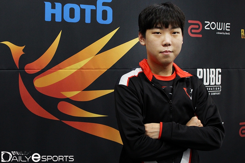 라베가의 '레이닝' 김종명.