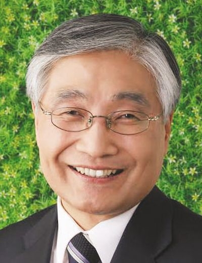 (사진=이장호 높은뜻 광성교회 담임목사가 현재 열매나눔재단을 이끌고 있다.)