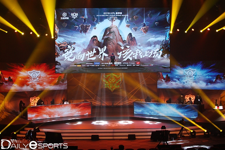 KPL 서부 리그가 진행되는 청두 VSPN 스튜디오.