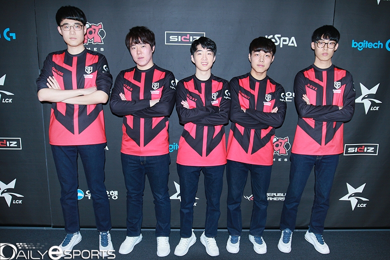 샌드박스 게이밍.