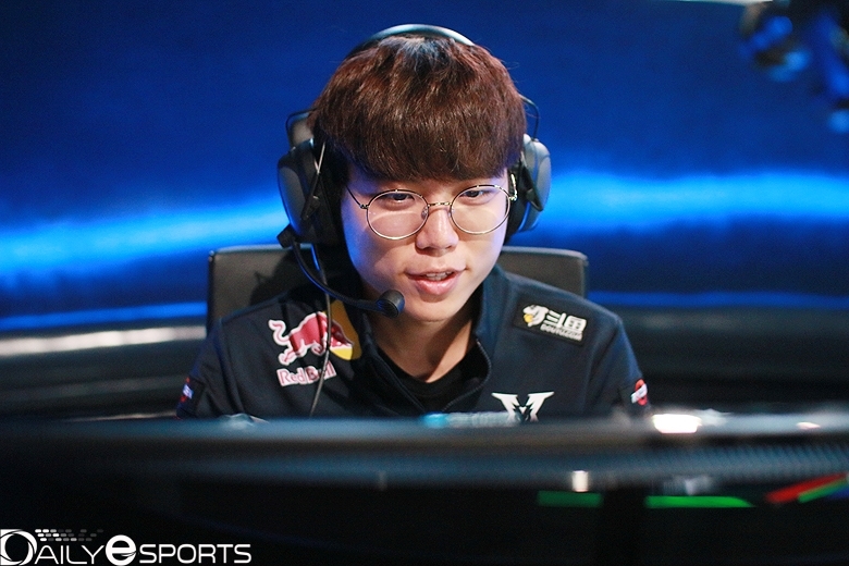 킹존 드래곤X의 정글러 '커즈' 문우찬.