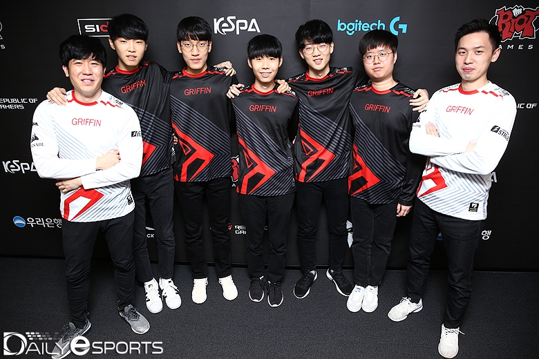 7주차에서 SK텔레콤과 샌드박스를 연파하며 12연승을 내달린 그리핀.