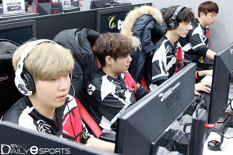 중간 순위 1위를 차지한 쿼드로.