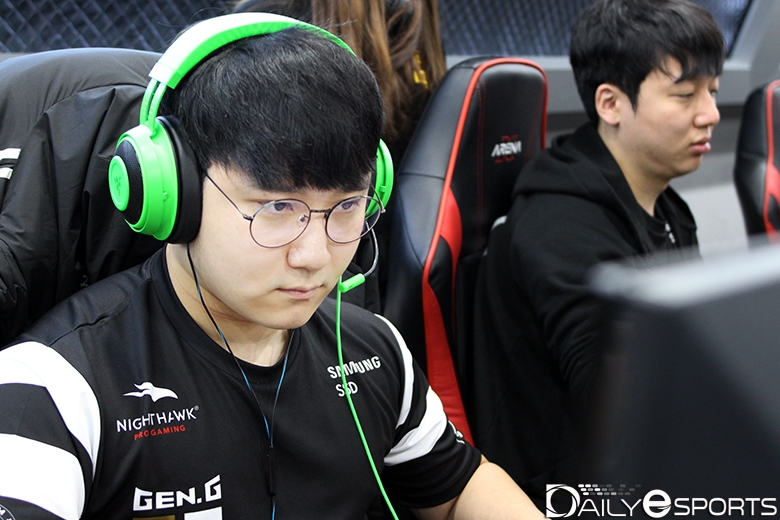 1라운드 5킬을 차지한 젠지 e스포츠의 '에스더' 고정완.