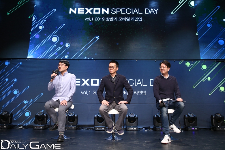 넥슨 서용석 부본부장(왼쪽부터), 정우용 디렉터, 나승균 실장이 질의응답에 응하고 있다.