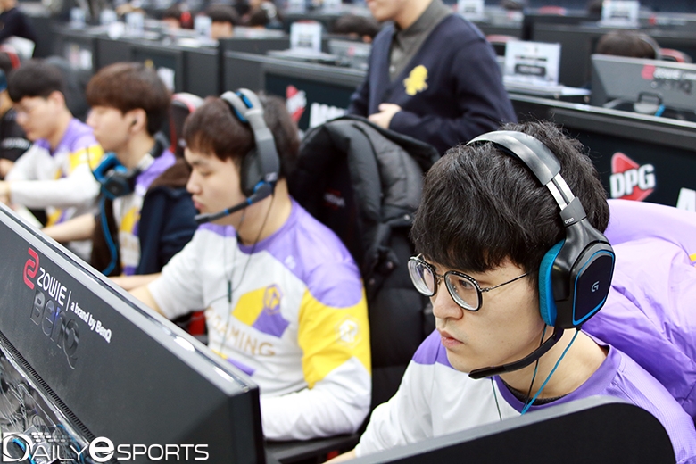 5주 2일차 경기에서 1위를 차지한 OP 게이밍 헌터스.