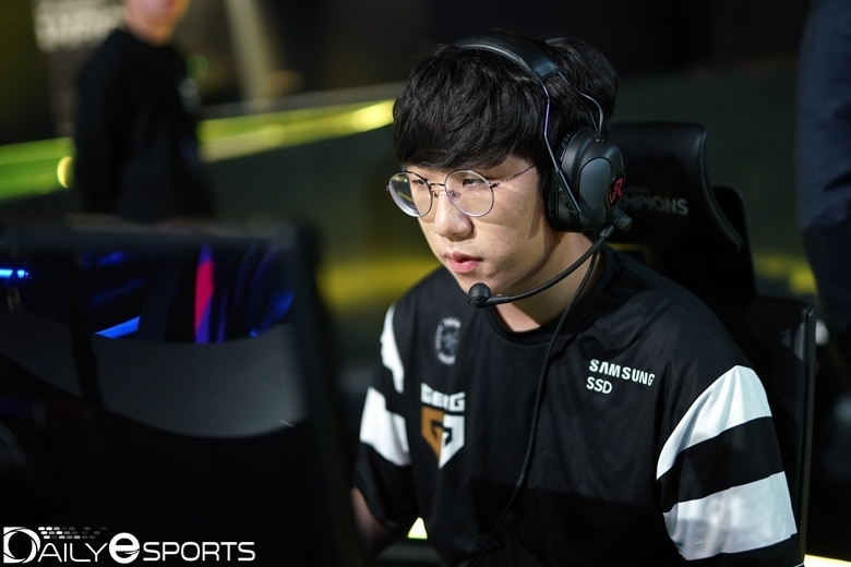 1세트 쿼드라킬을 기록하며 맹활약한 젠지 e스포츠의 원거리 딜러 '룰러' 박재혁.