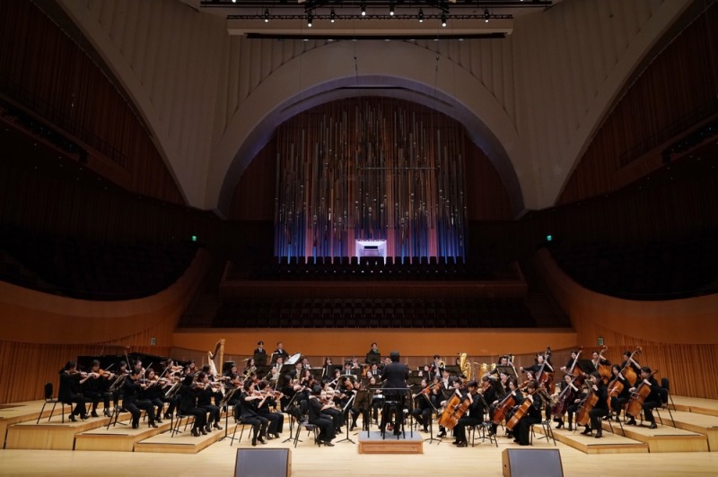 월드비전(회장 양호승)이 아프리카 한 마을의 자립을 후원하기 위해 소울챔버오케스트라와 함께 ‘제8회 소울챔버오케스트라 콘서트: The Gift’를 개최한다./사진=월드비전 제공