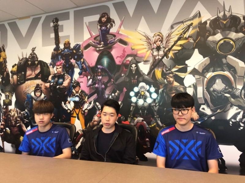 화상 인터뷰에 임하고 있는 뉴욕 엑셀시어의 '넨네' 정연관, 유현상 감독, '아나모' 정태성(왼쪽부터).