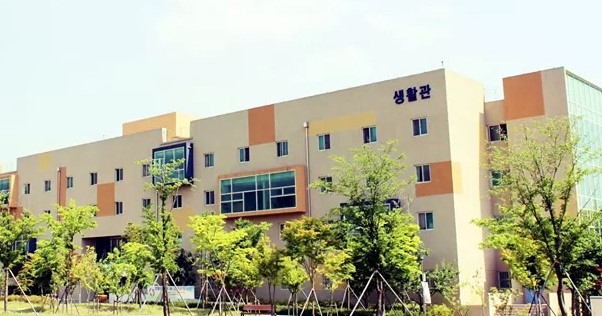 (사진=특성화대학 '섬유패션캠퍼스'는 2011년 총 4층 규모로 설립돼 309명의 정원 수용이 가능하다.)