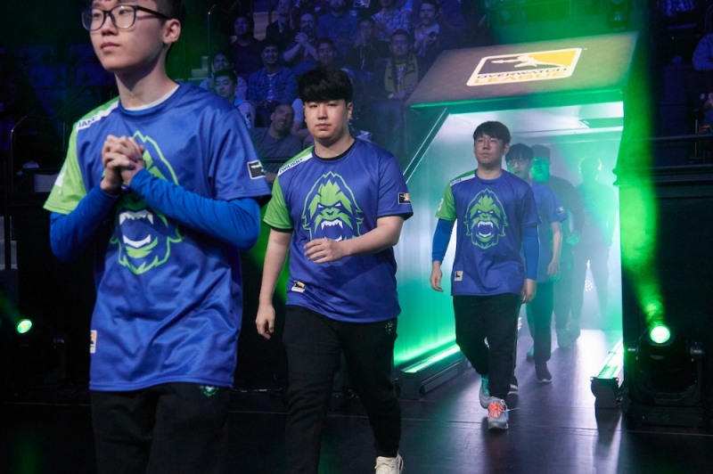 스테이지1 전승 우승을 달성한 밴쿠버 타이탄즈(사진=블리자드 엔터테인먼트 제공).