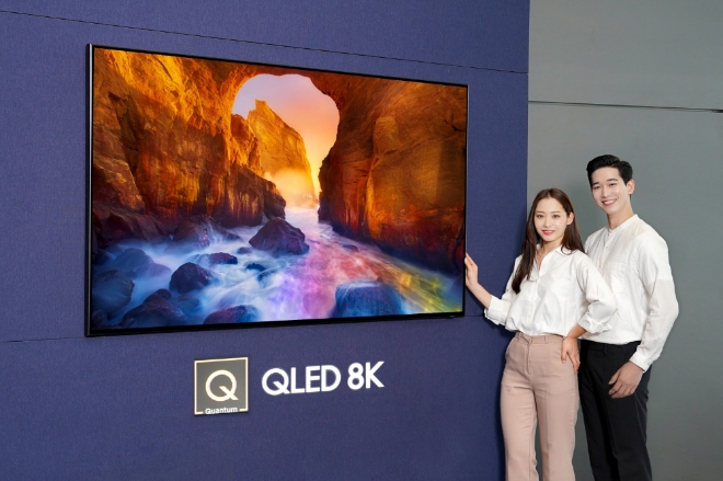 삼성전자가 한낮에도 초고화질 원본 화면을 그대로 즐길수 있는 광시야각 All New 2019년형 'QLED TV'를 출시한다. 스마트한 기능도 다수 추가돼 소비자들로 하여금 영화같은 삶을 누릴수 있게했다.