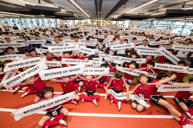 아디다스, '2019 마이드림FC' 대학생 봉사자 모집