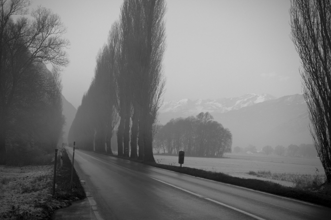 조양호 회장이 지난 2004년 12월, 스위스 제네바에서 열리는 국제항공운송협회(IATA) 상임위원회 회의를 마친 뒤 자동차를 몰고 스위스 체르마트 마을로 가는 도중에 촬영한 사진.