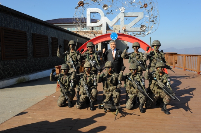 2013년 10월 31일 7사단 전방 위문 사진