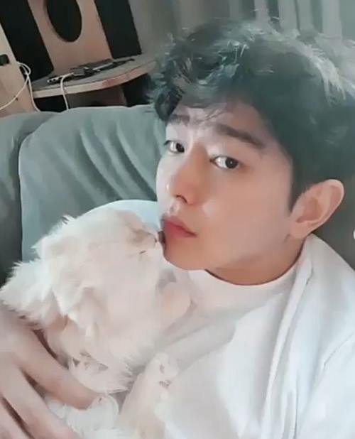 사진=윤균상 인스타그램