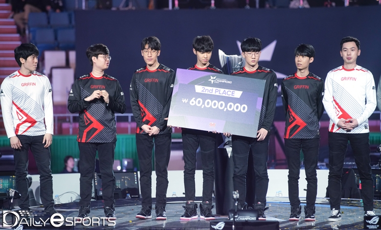 2회 연속으로 준우승을 차지한 그리핀.