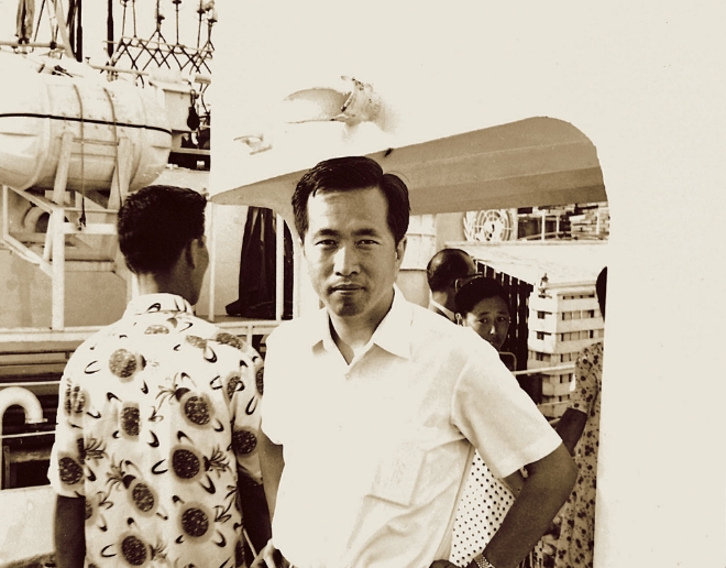 1969년 8월, 동원의 최초 어선인 '제31동원호' 출어식에 참석한 김재철회장 / 사진 제공 = 동원그룹