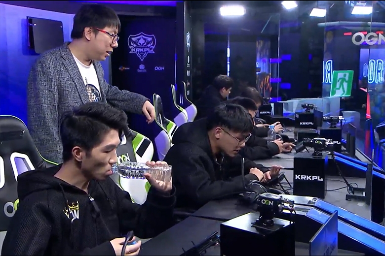 크라운 와처 게이밍(사진=중계화면 캡처).