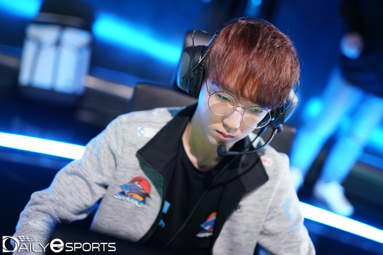 ES 샤크스의 원거리 딜러 '라이트' 권순호.