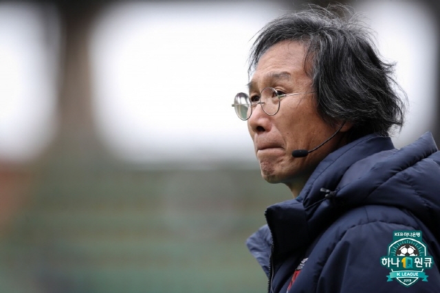최순호 감독. 사진_한국프로축구연맹