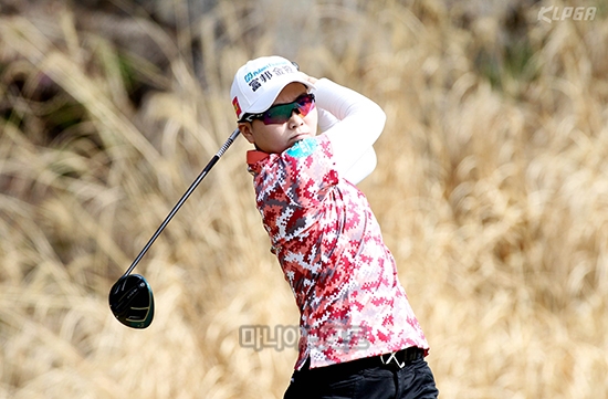 첸유주의 드라이버 티샷 사진제공 KLPGA