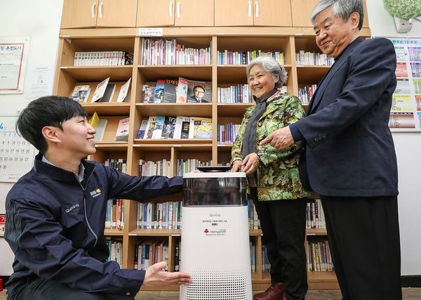 현대백화점그룹이 노인종합복지관에 공기청정기 770여대를 증정한다. / 사진 제공 = 현대백화점그룹